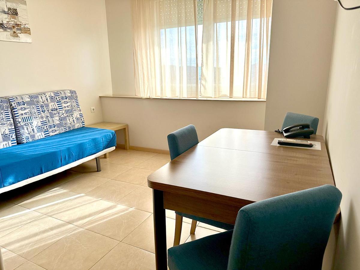 Apartamentos Turisticos Mediterraneo Cartagena Bagian luar foto