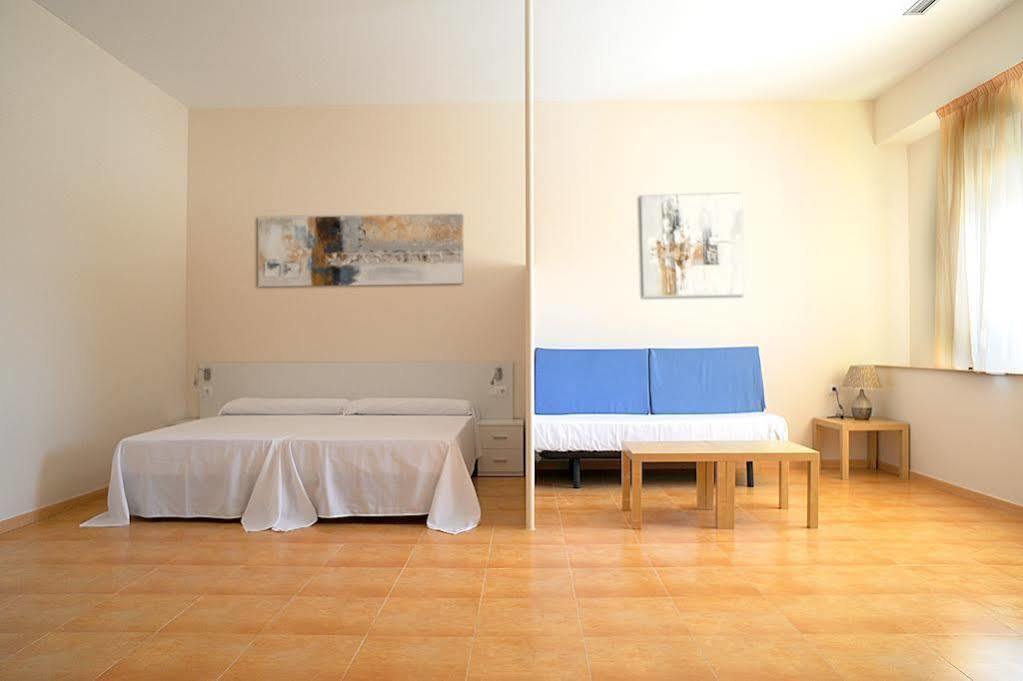 Apartamentos Turisticos Mediterraneo Cartagena Bagian luar foto